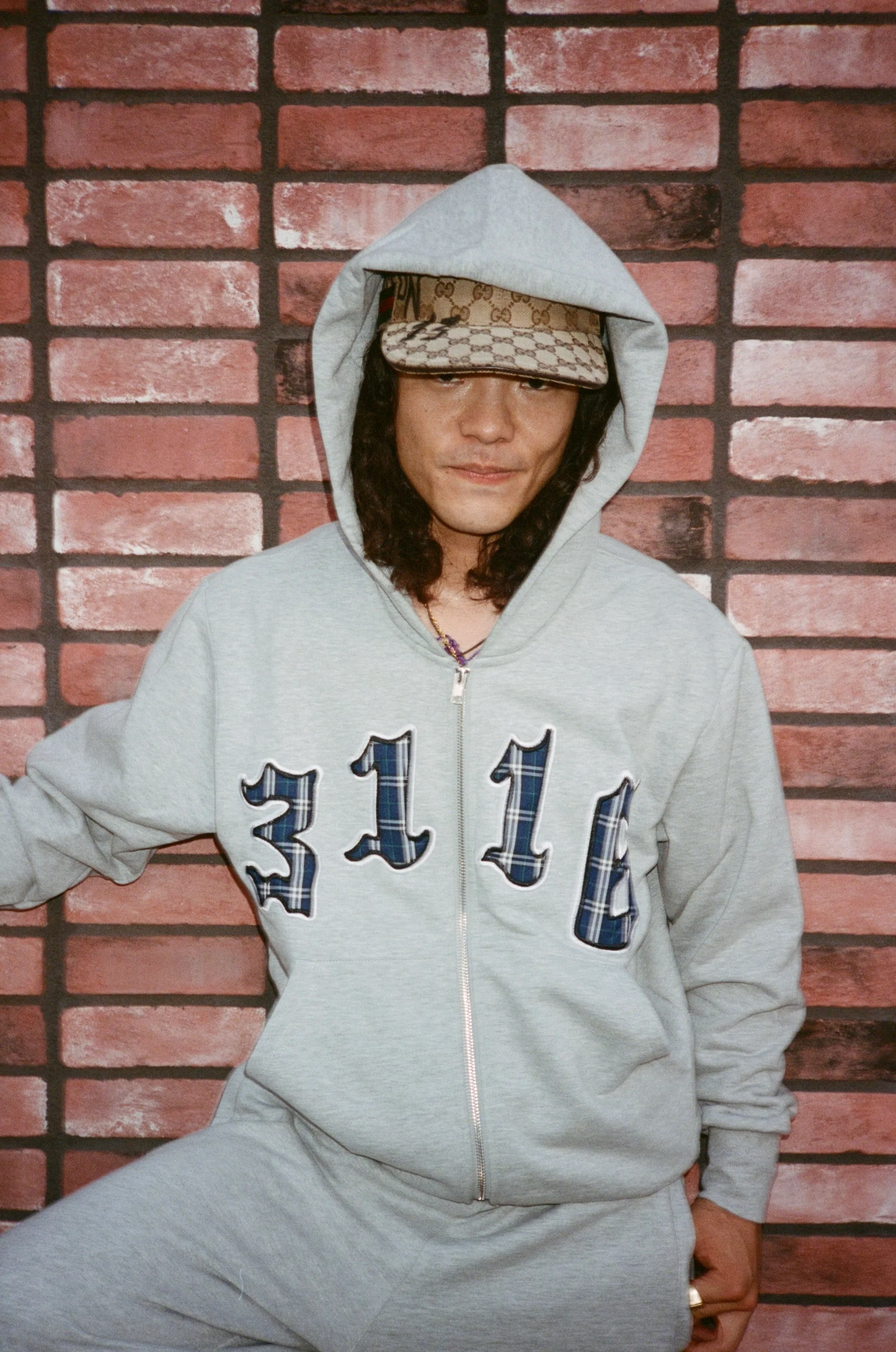 3116 applique zip up hoodie - grey - Image 3