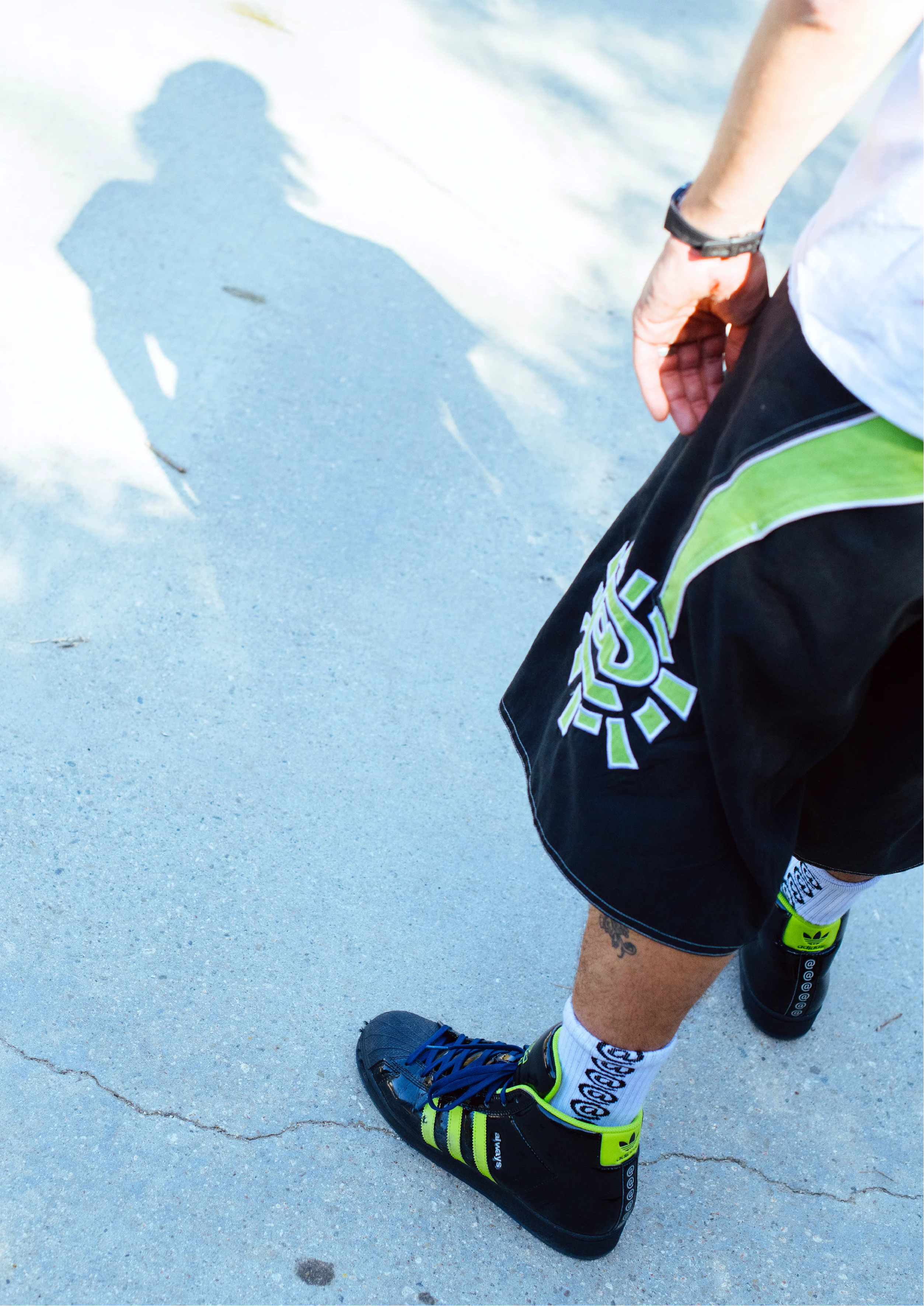 AI board shorts - black/green - Image 3