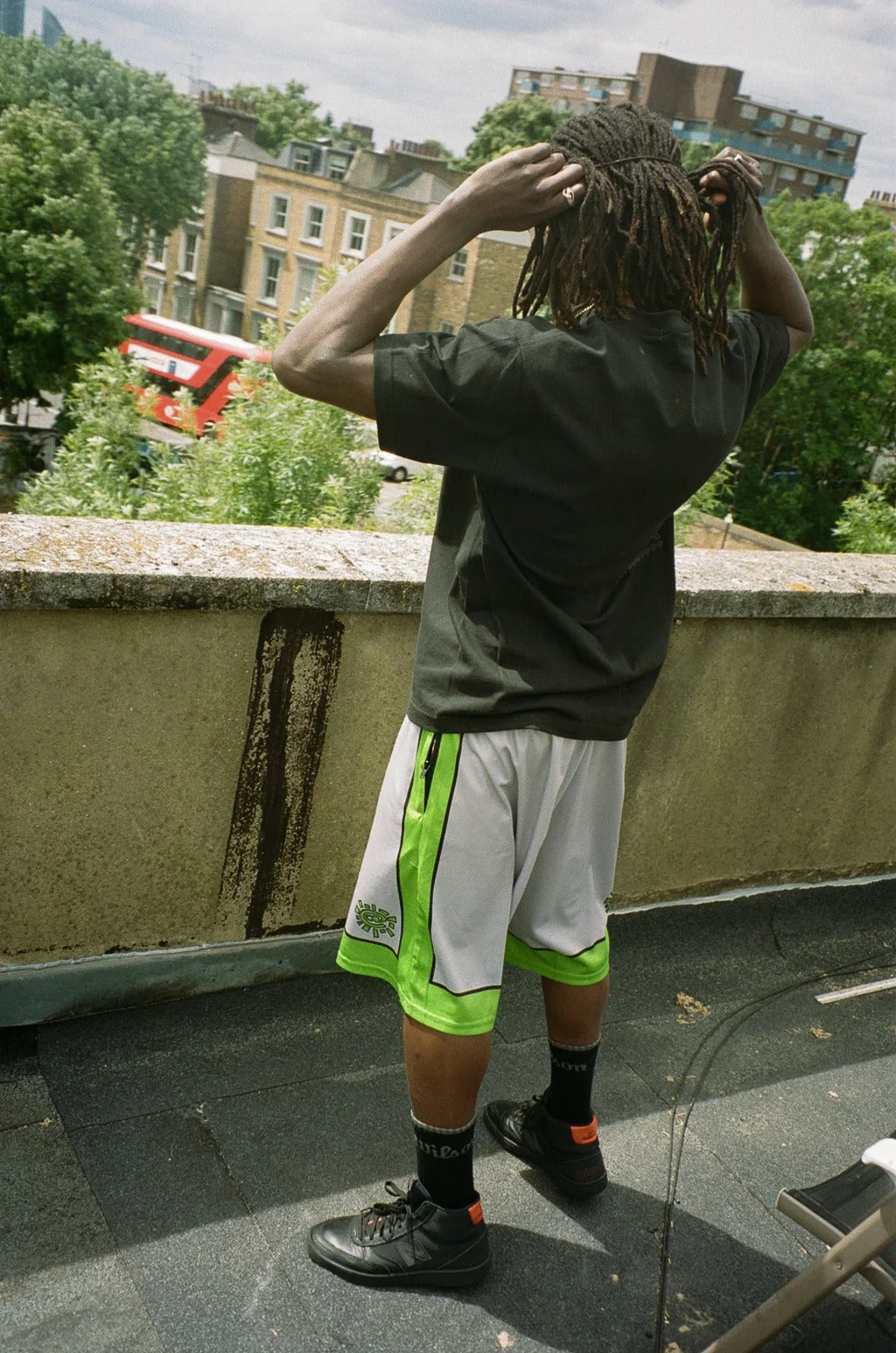 always court short - silver/green - Image 2