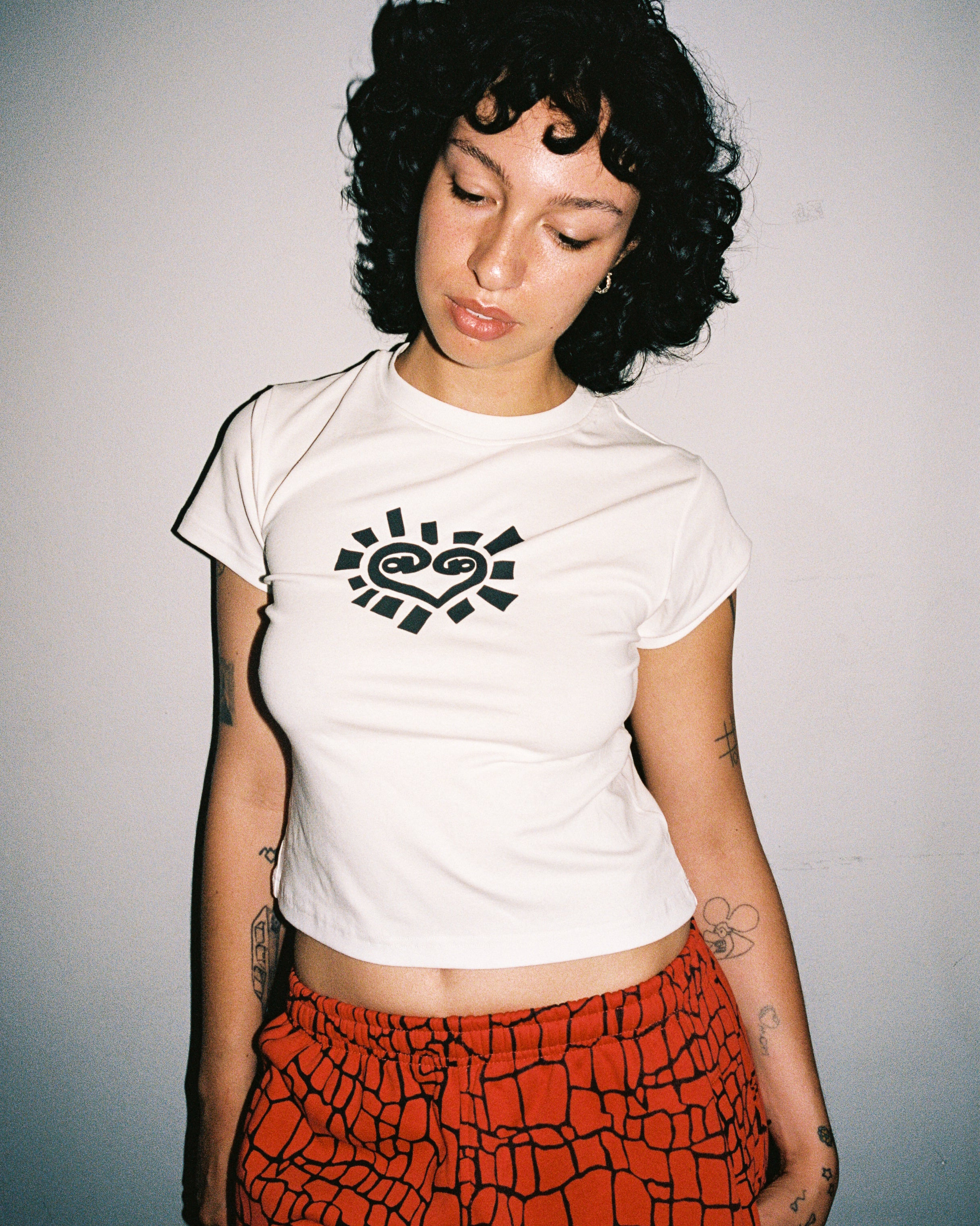 heart sun baby tee - white - Image 3