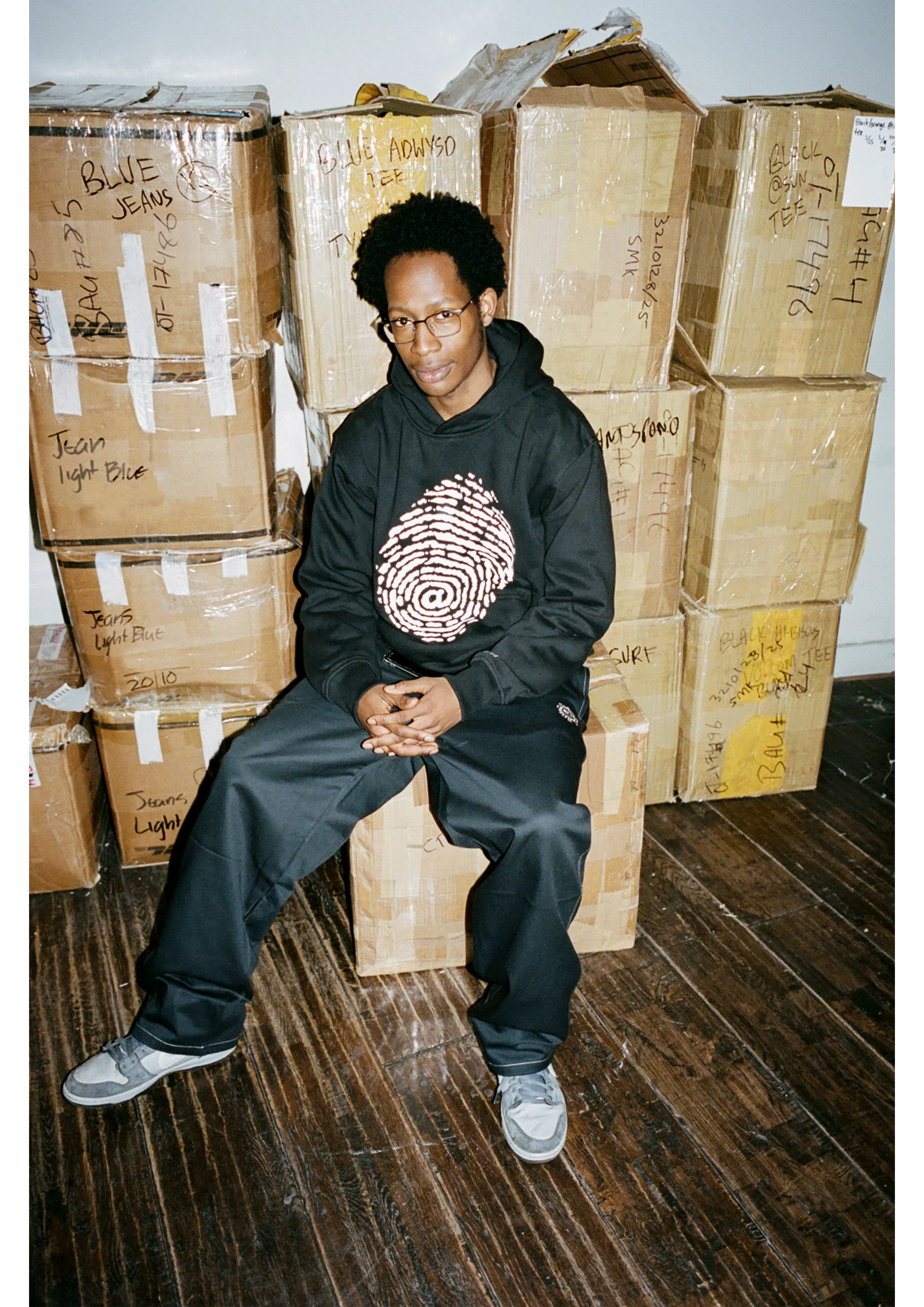 black fingerprint hoodie - Image 4
