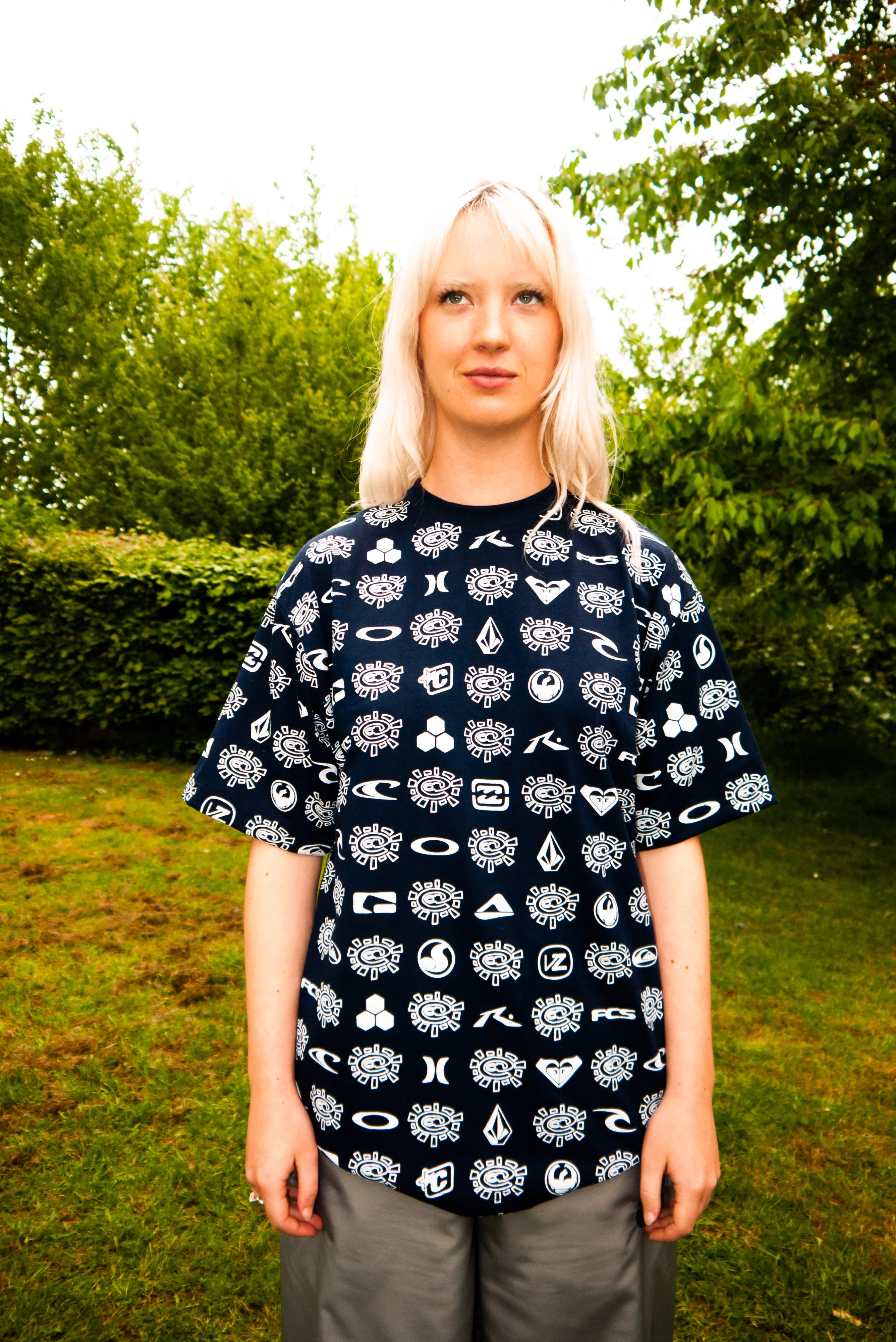 dream spono tshirt - navy - Image 2